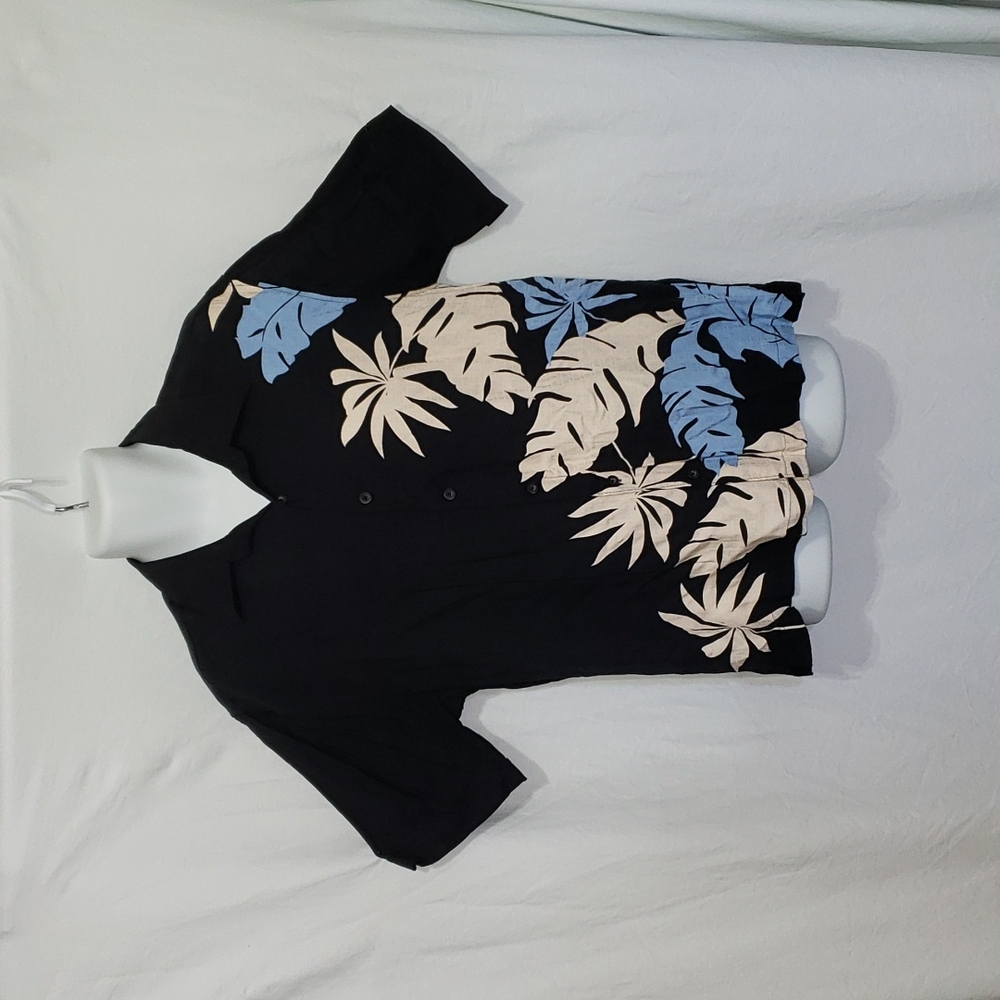 Cubavera Black Casual Button Down Shirt with Tropical Print